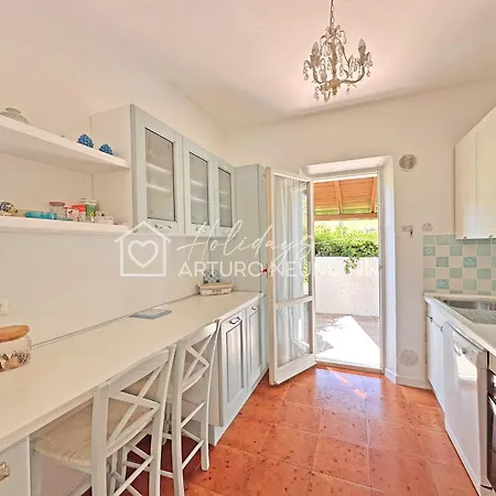 234 - Quadrilocale Al Taunus, Con Giardino Vista Mare, Posto Auto Interno- Inclusa Al White Club Villa